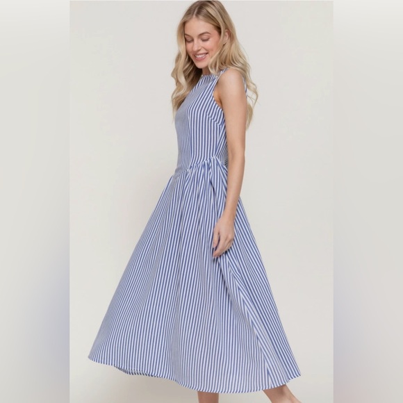 Active Basic Dresses & Skirts - Sleeveless Stripe Linen Effect Dress